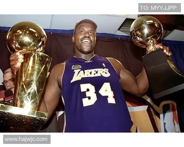 文班是历史上达成赛季场均20+10上场时间最少的 仅28.6分钟